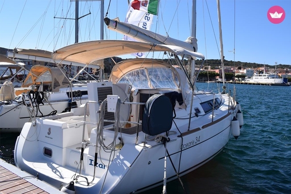 Yacht charter in Carloforte · Beneteau — Oceanis 34 (2013)