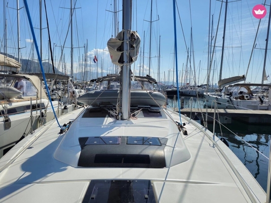 Yacht charter in Italy · Dufour — Dufour 390 (2021)